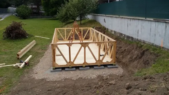 Záhradný domček 600 × 312 — fotografia 9